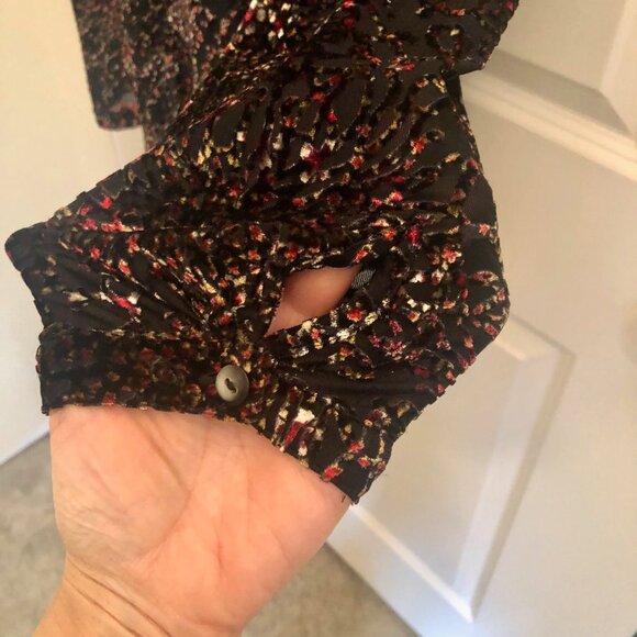 Sno Skins Long Sleeve V-Neck Raised Velour Multicolor Print Tunic Shirt Size M - Picture 9 of 16